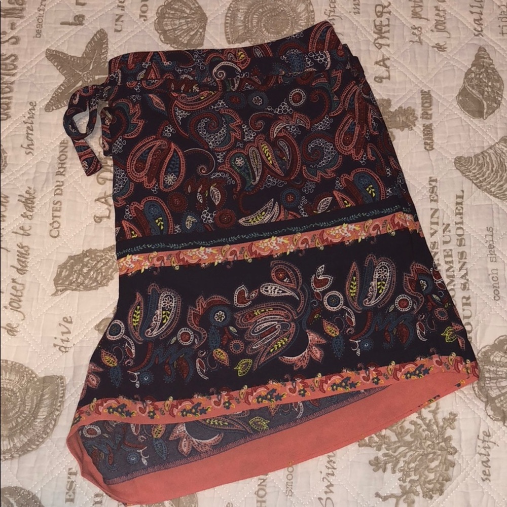NWT Paisley Loft Shorts